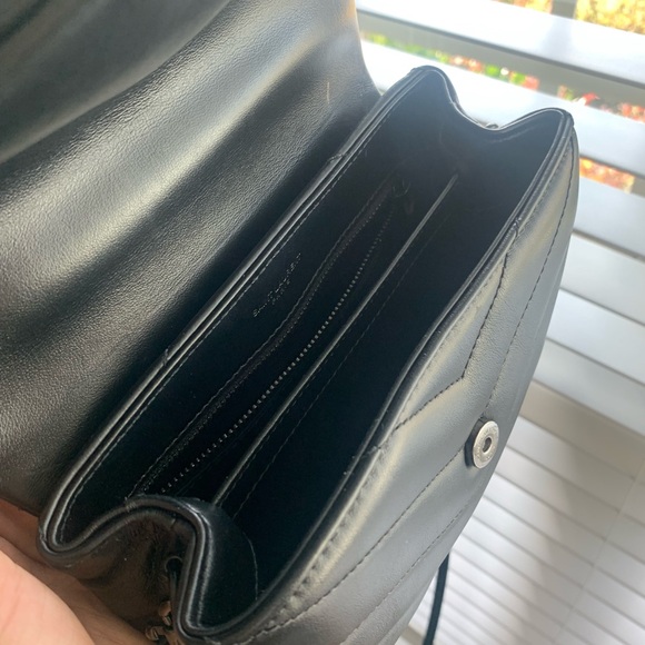 Saint Laurent Crossbody Bag - Picture 4 of 7